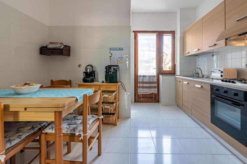 La Lampara - Casa Panoramica 4 Km Dalla Pelosa Stintino Eksteriør bilde